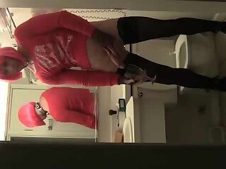 Amateur Crossdresser Drinks a Glass Of Piss